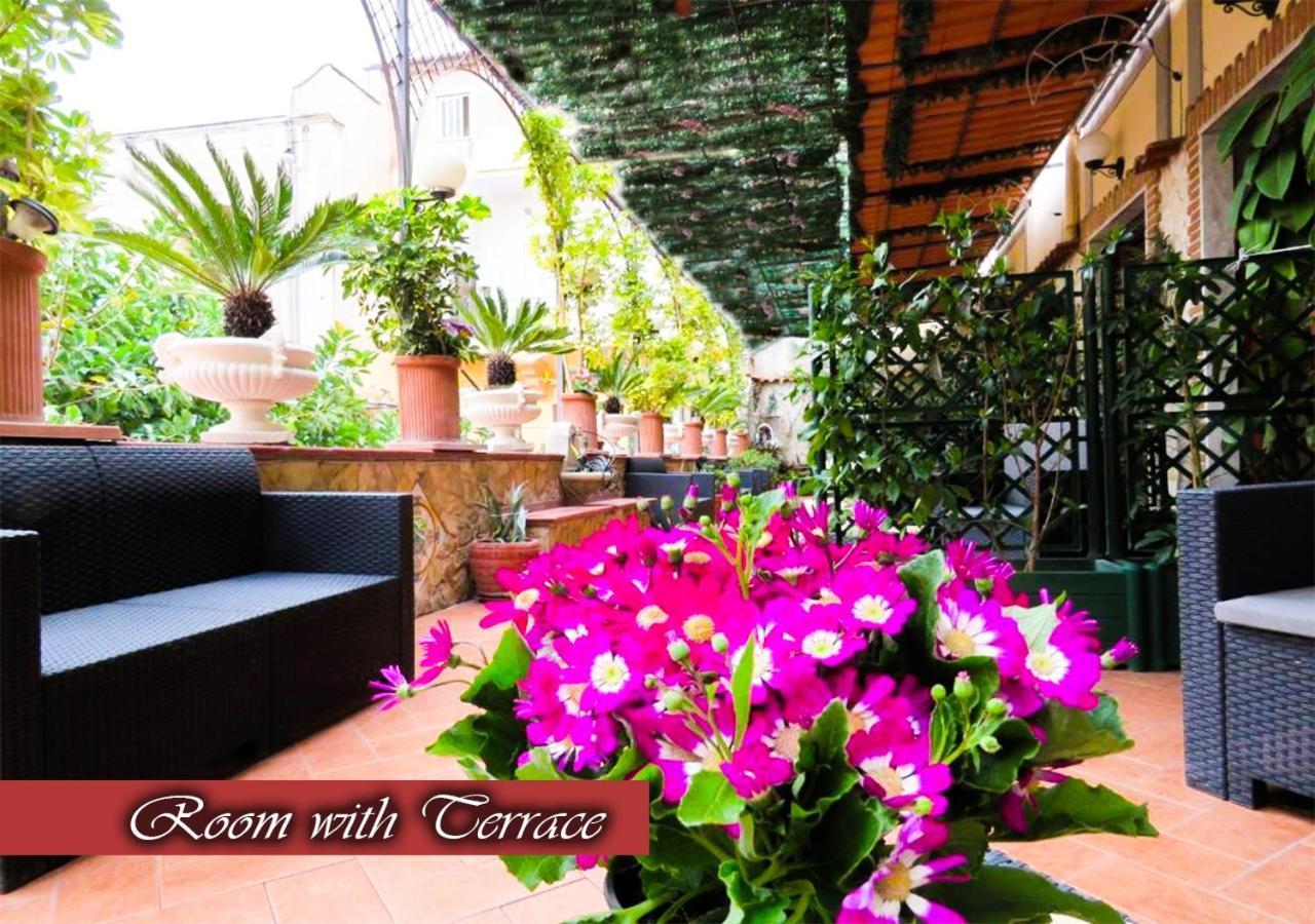 Bed & Breakfast Medea Napels Buitenkant foto