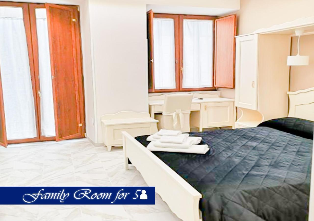 Bed & Breakfast Medea Napels Buitenkant foto